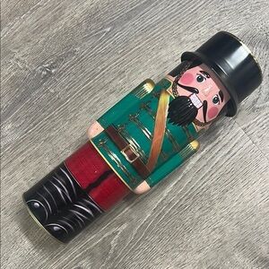 Christmas Festive Nutcracker Soldier Figurine - Green and Red